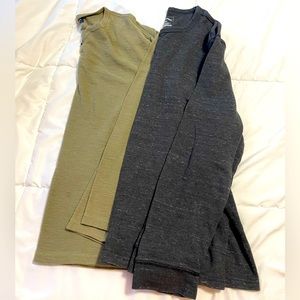 Set of 2 long sleeve men’s shirts XL